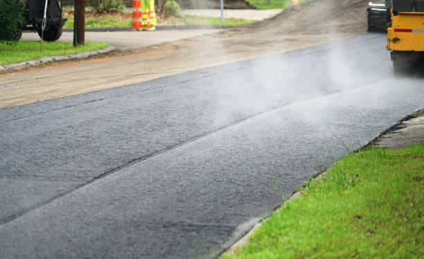 Best Driveway Pavers Installation  in Lynn, MA
