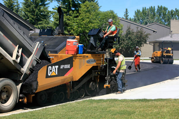 Best Local Driveway Pavers  in Lynn, MA