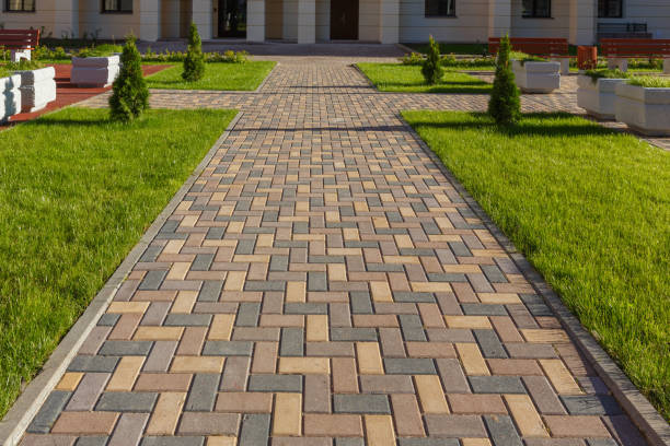 Best Driveway Pavers Near Me  in Lynn, MA